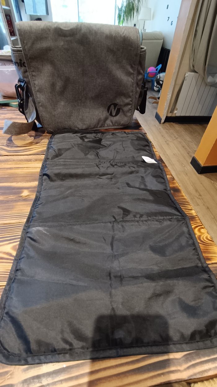 Sac à langer - photo numéro 3