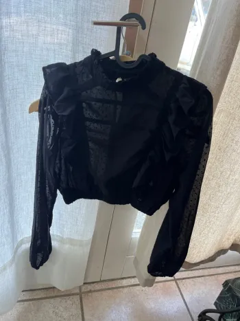 Crop top plumetis