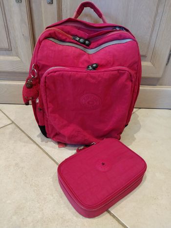 Cartable sac à dos Kipling + plumier
