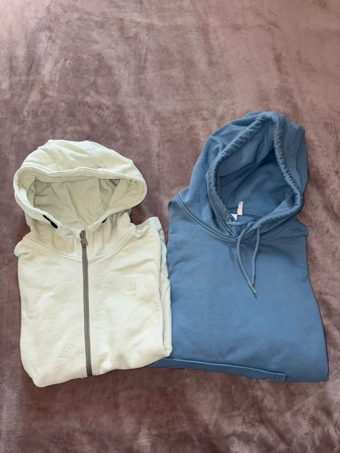 Lot de deux sweat à capuche homme taille S weekday ikks