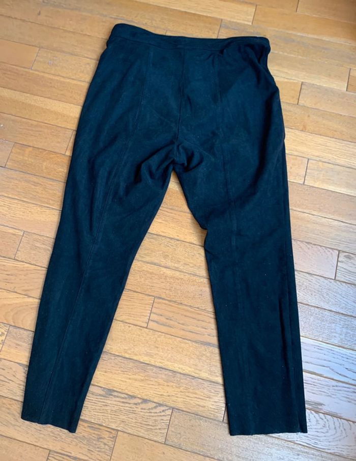 Pantalon H&M en similicuir daim taille 44/46 - photo numéro 2