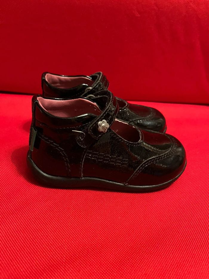 Chaussures bébé fille Kickers 20 noires vernis - photo numéro 2