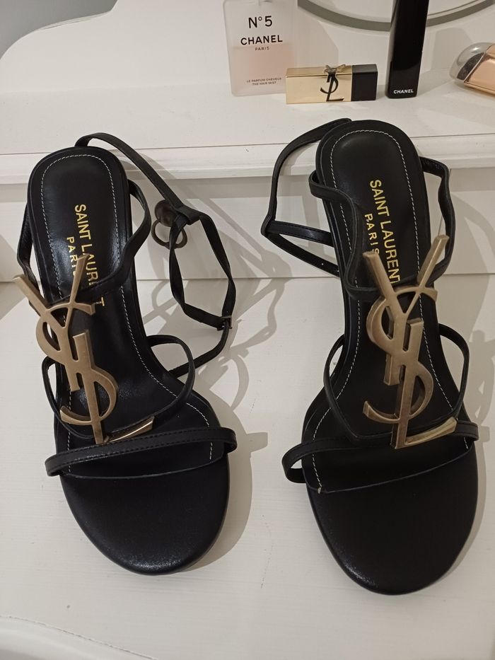 Escarpins Yves Saint Laurent : Taille 38