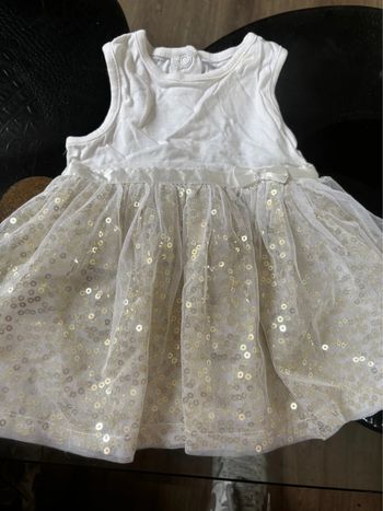 Robe blanche paillette
