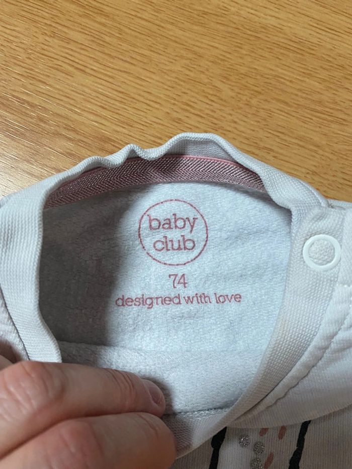 Sweat C&A 12 mois - photo numéro 3