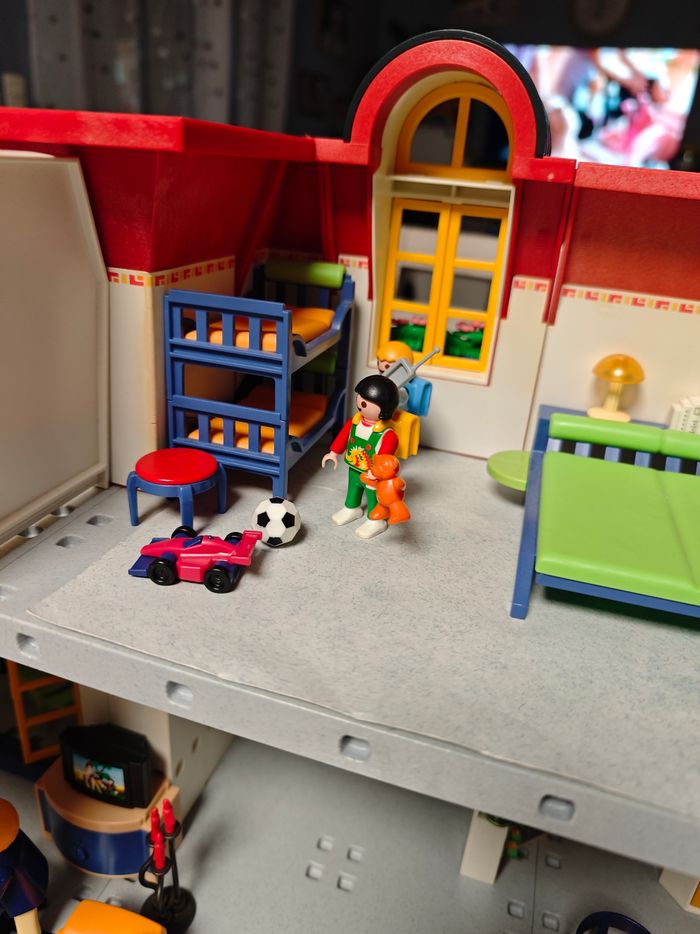 Playmobil 3965 Maison contemporaine avec tous les accessoires - photo numéro 9
