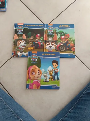 Lot de livres paw patrol