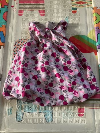 Vend robe taille 23 mois