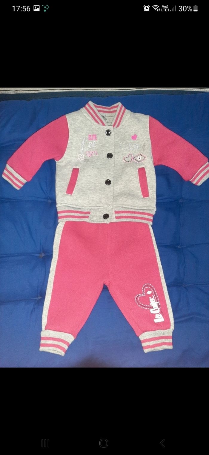 Ensemble jogging bébé fille 3 mois (lot n°23)