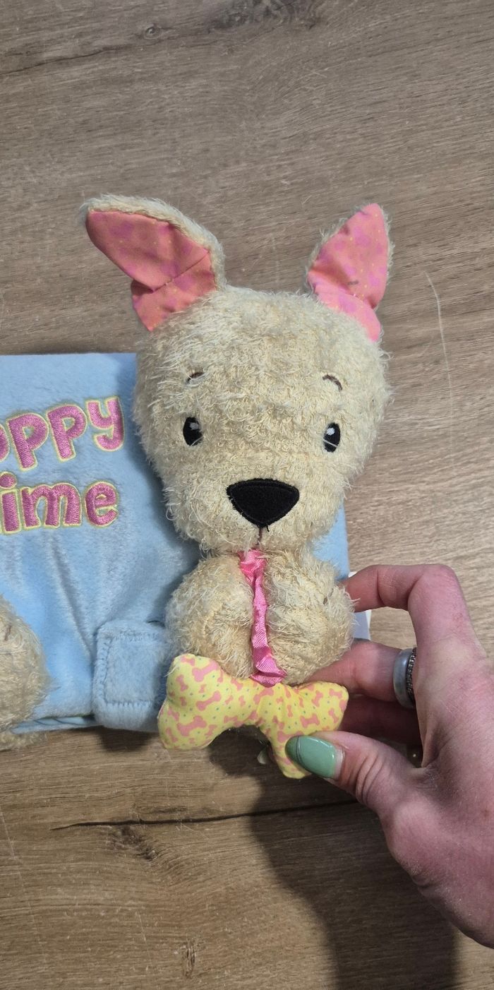 Livre en tissus vibrant Poppy aime - photo numéro 8