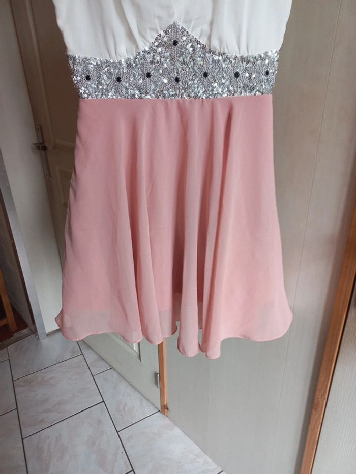 Robe de cérémonie - photo numéro 3