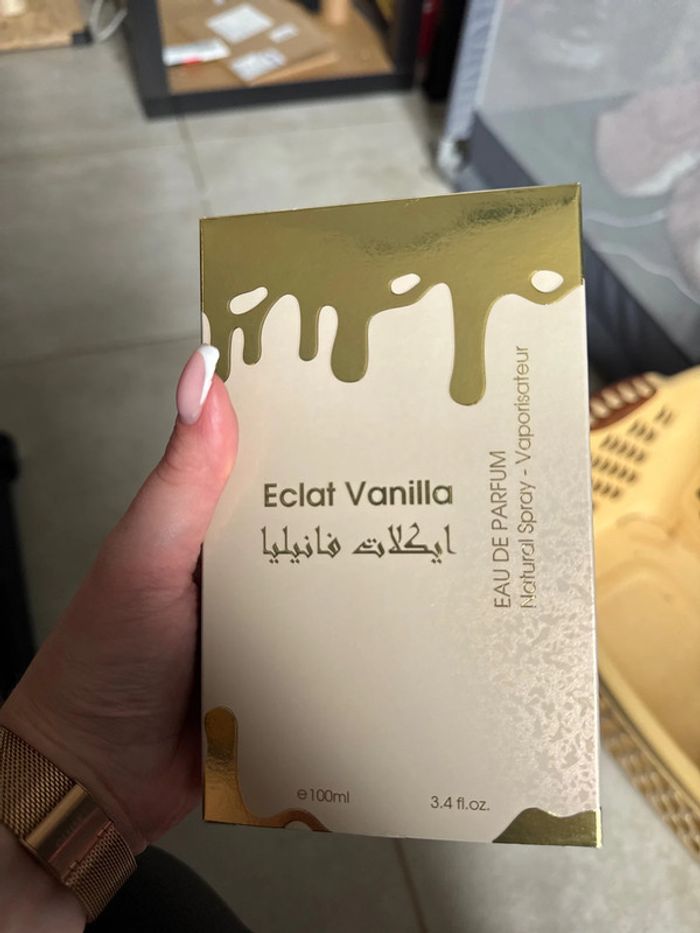Éclat de vanille eau de parfum neuf