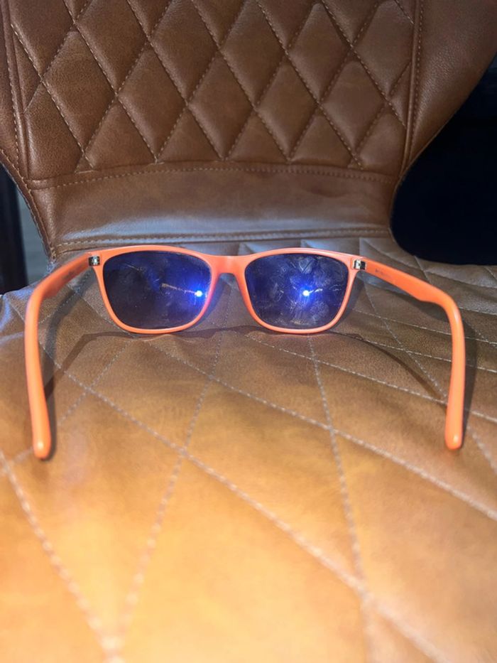 Lunette de soleil - photo numéro 4