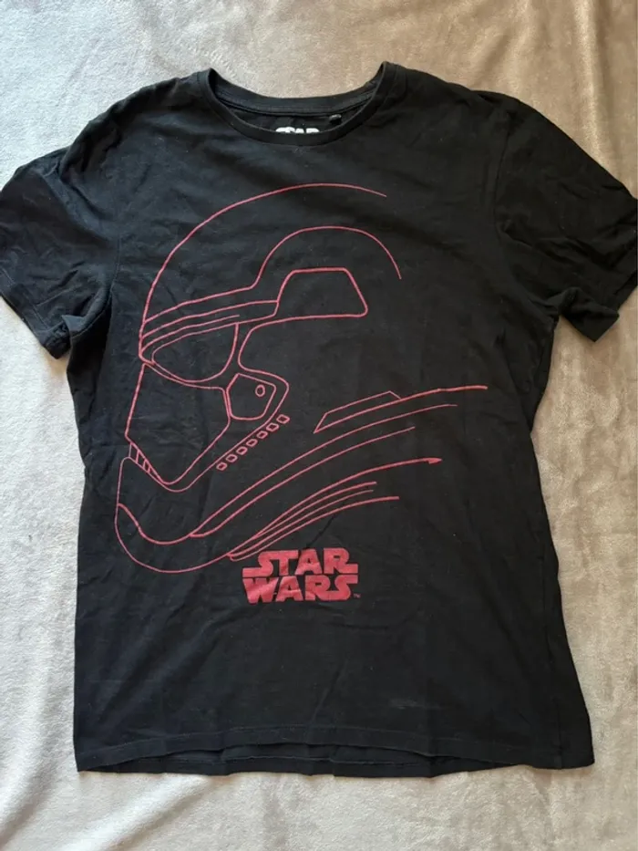 T-shirt homme star wars taille M en très bon état. - photo numéro 4
