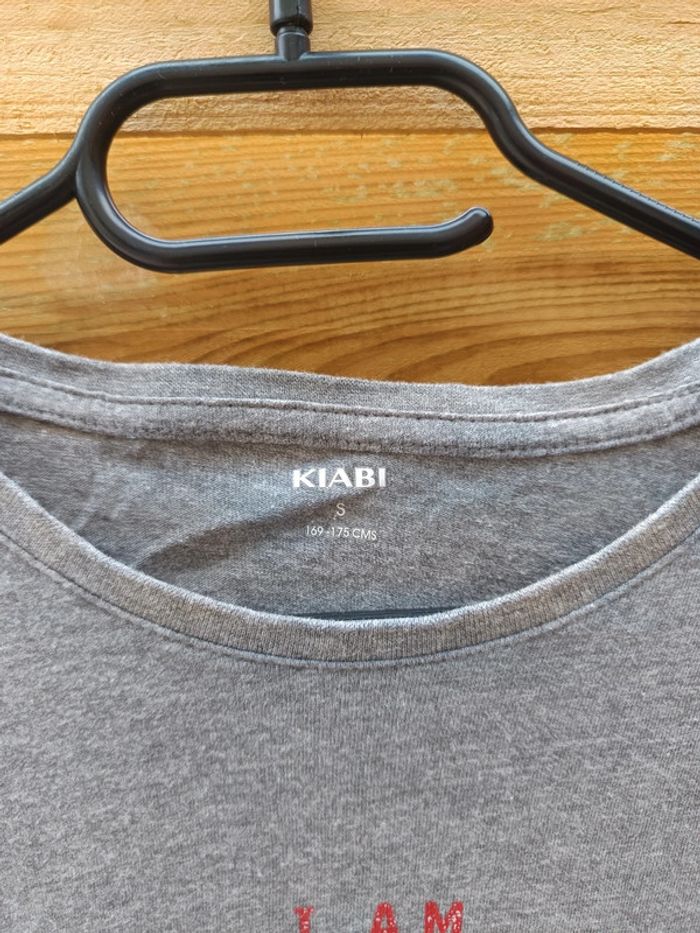 T-shirt taille S - photo numéro 3