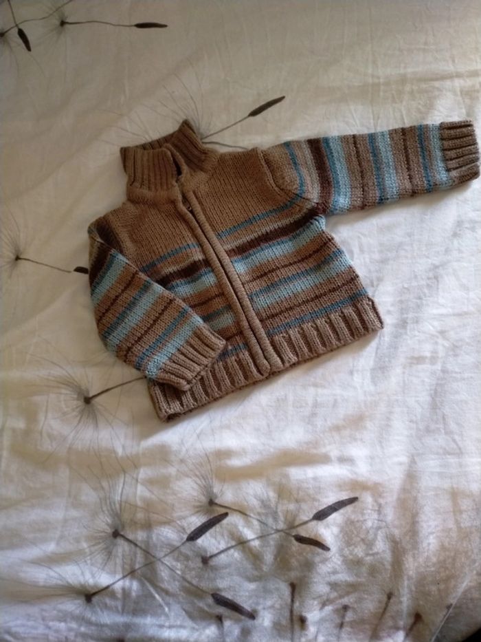 Pull rayé 6 mois