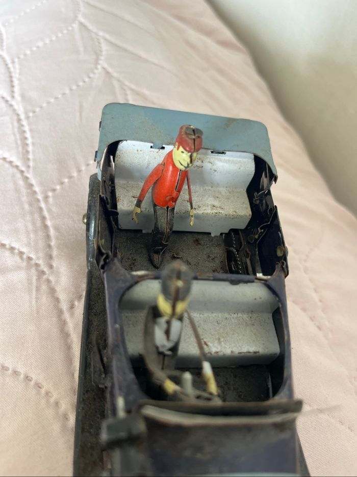 Voiture ancienne - photo numéro 3