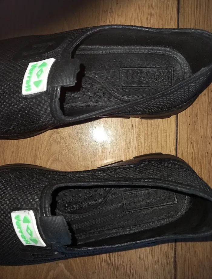 Chaussures d'eau taille 38 - photo numéro 4
