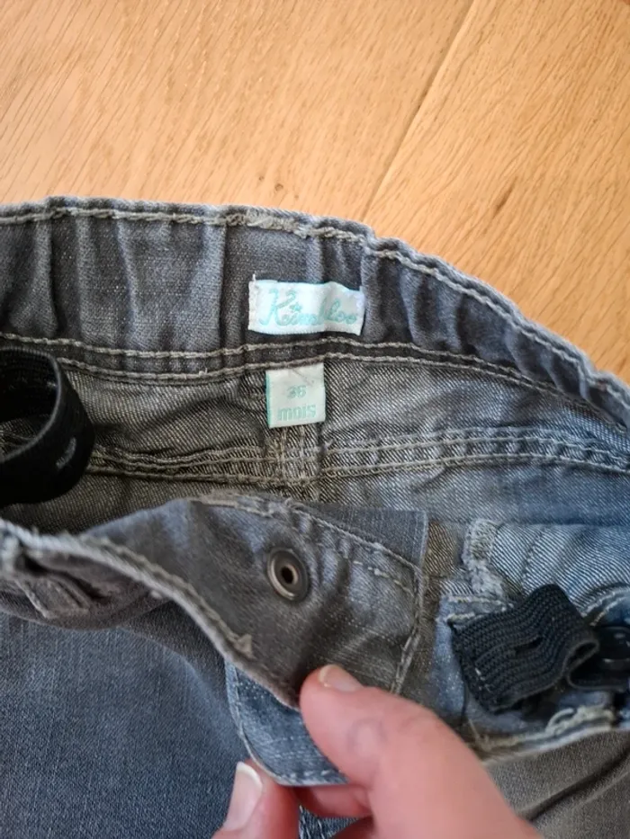 Pantalon jean gris - 36 mois - Très bon état - photo numéro 3