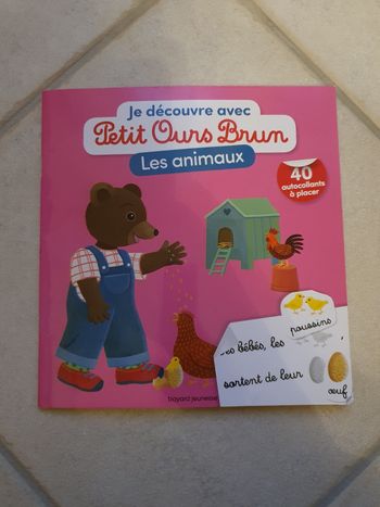 Livre Petit ours brun Les animaux