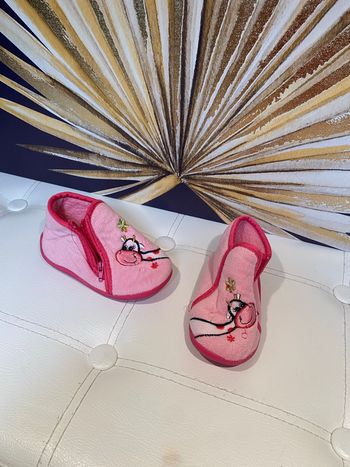 Chaussons taille 23
