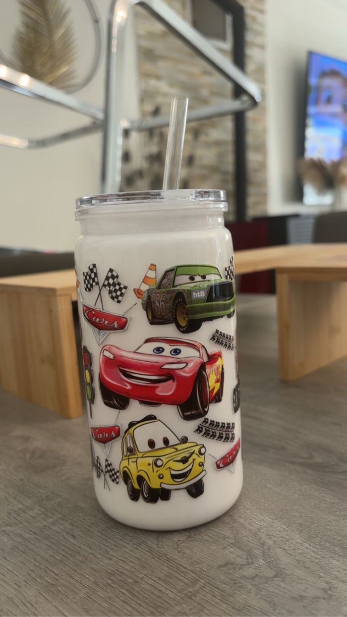 Verre en plastique