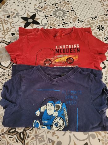 Lot 2 t-shirts 5A