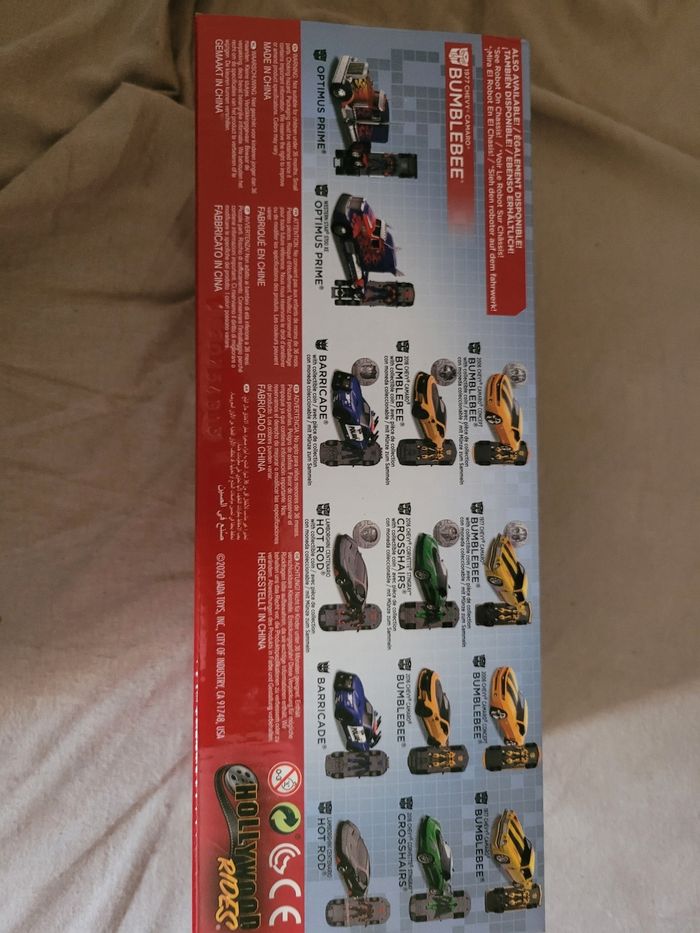 Hasbro véhicule Bumblebee 1977 chevy Camaro échelle 1/24eme NEUVE - photo numéro 3