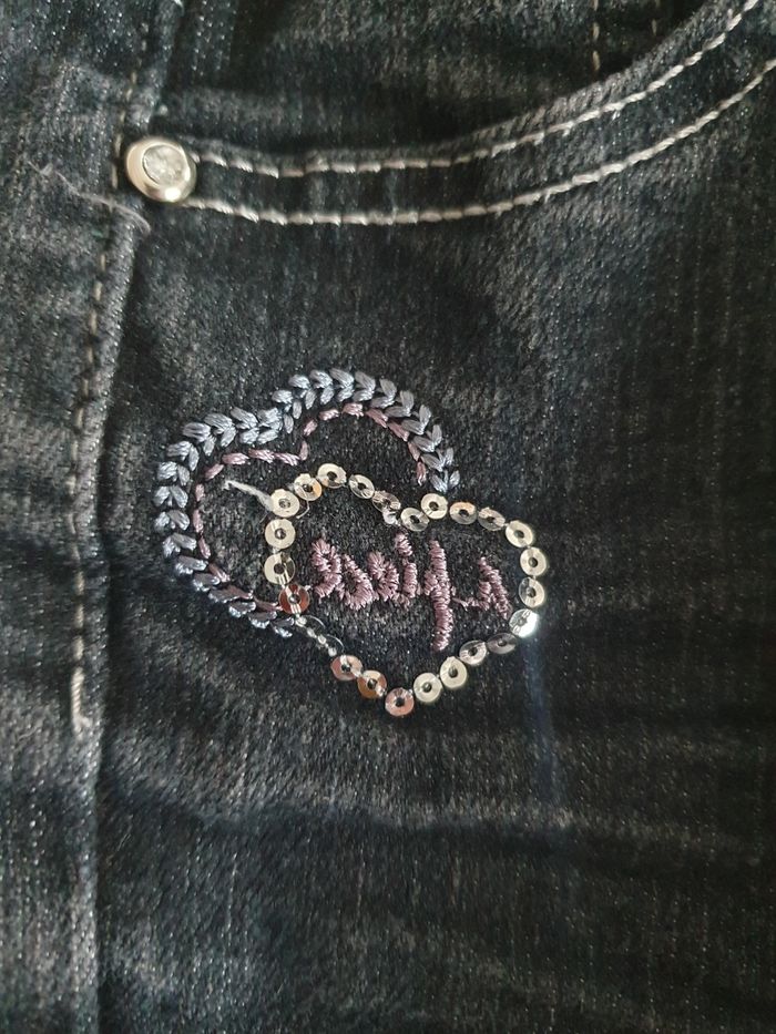 Jeans 4 ans - photo numéro 2