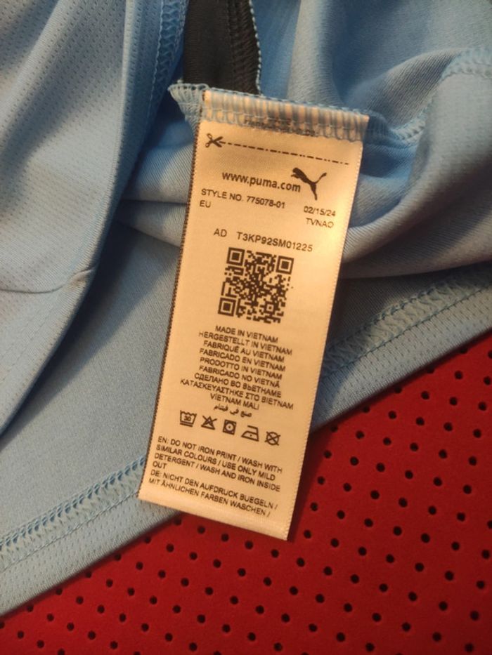 Maillot de foot Manchester City, Puma Authentique Officiel taille enfant 13/14 ans, Neuf - photo numéro 11