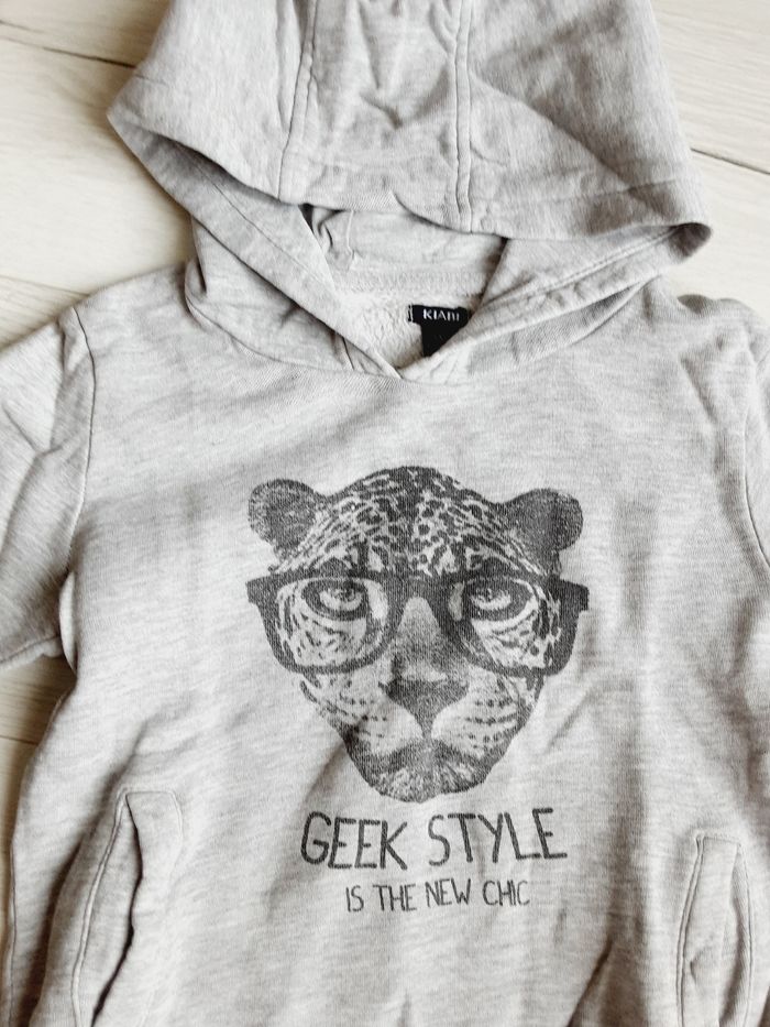 Vêtement garçon pull à capuche gris guépard Kiabi 5 ans - photo numéro 2