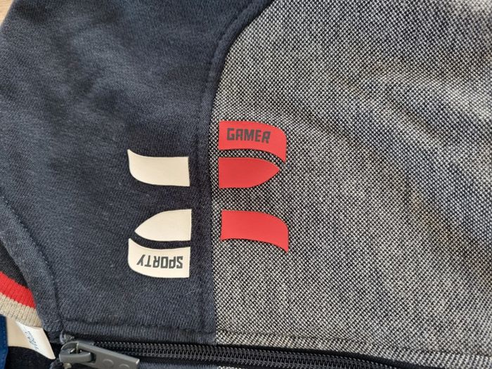 Veste we jogging okaidi 5ans - photo numéro 4