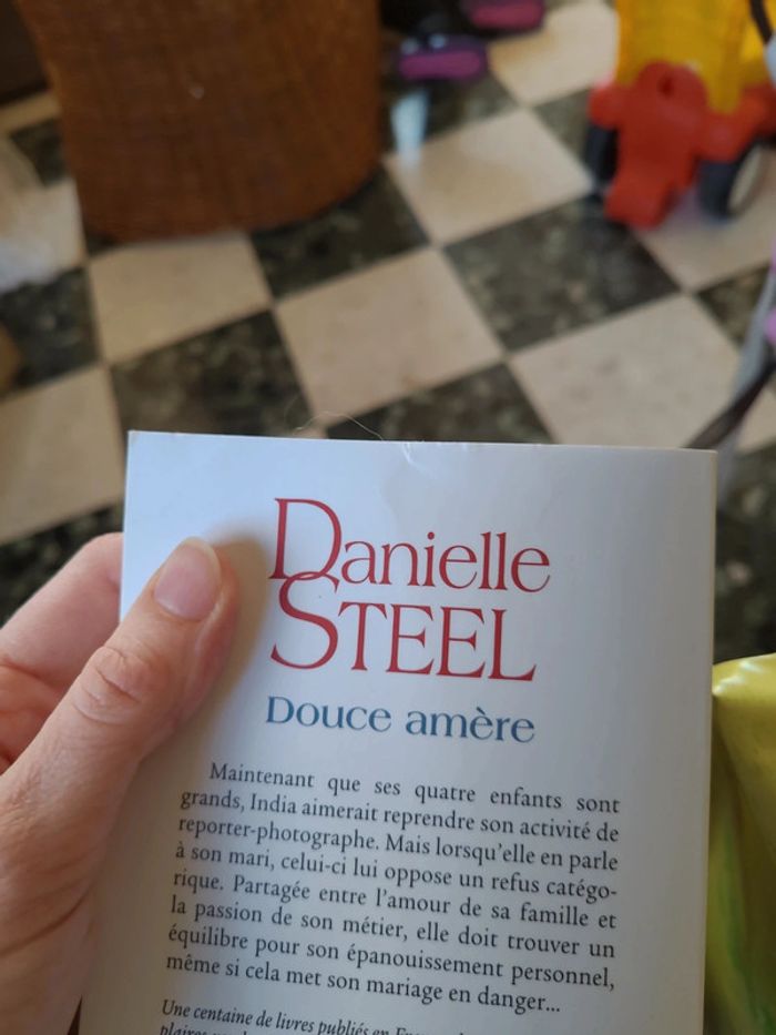 Danielle steel - douce amère - photo numéro 3