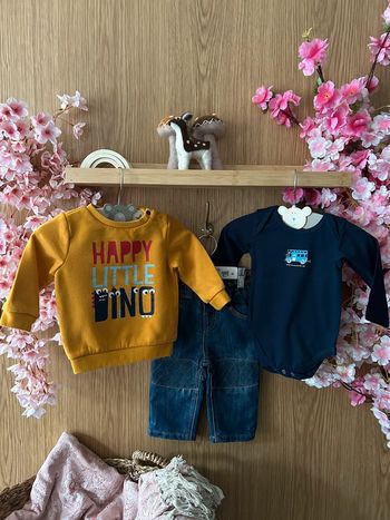 Lot de 3 articles taille 6 mois