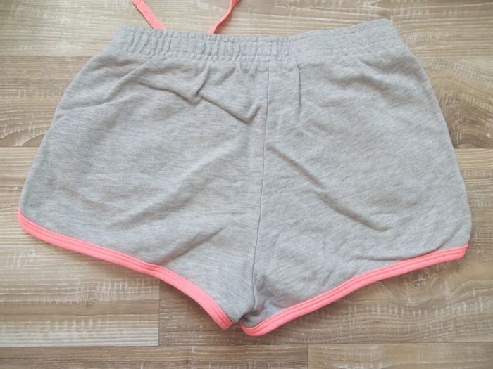 Short molleton gris Kiabi 12 ans (Sport1) - photo numéro 2