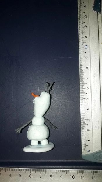 Reine des neiges figurine