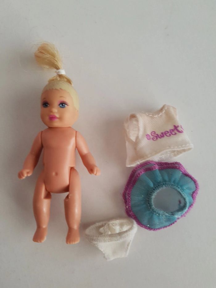 Nurserie bébé Barbie - photo numéro 5