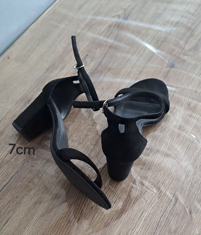 Chaussure à talons d'été - photo numéro 3