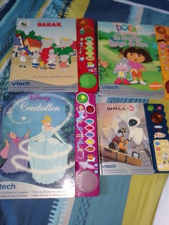 Livre interactif Babar, Cendrillon, Wall.E et Dora