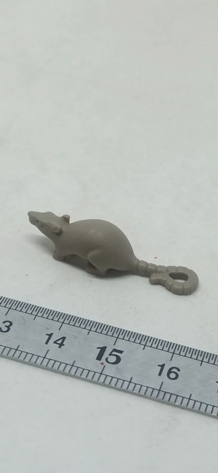 Rat allongé playmobil - photo numéro 2