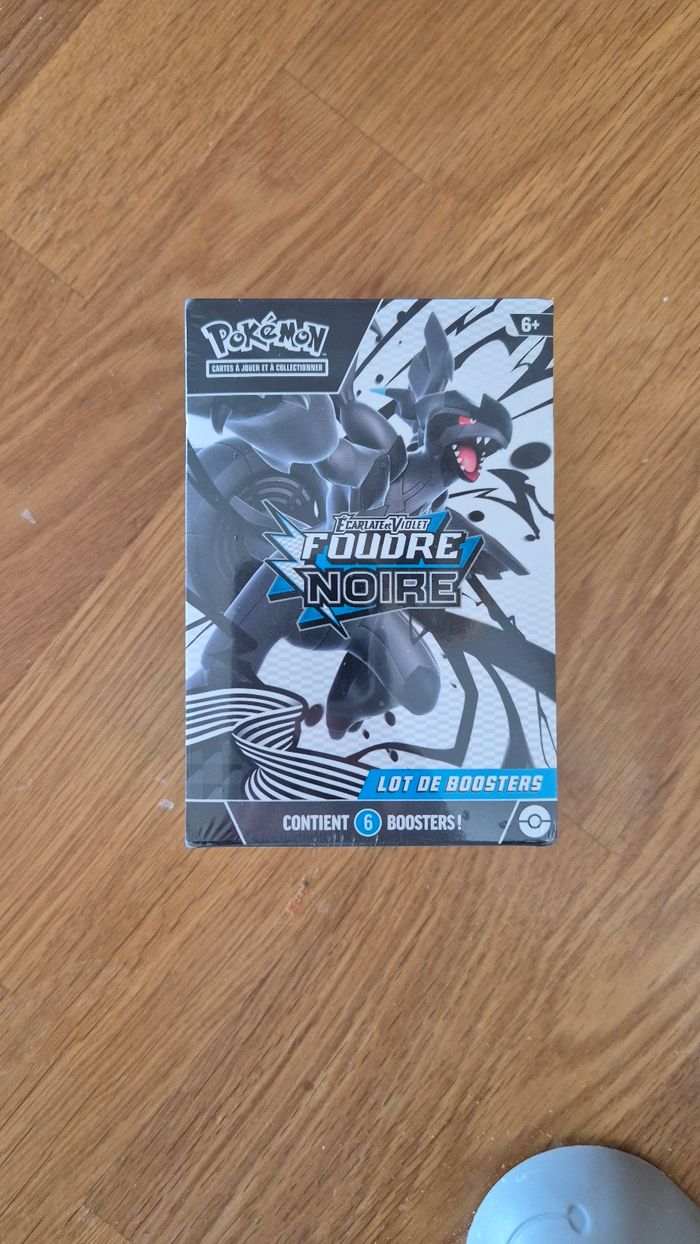 Booster pokemon écarlate et violet foudre noire