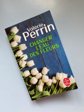 Roman Changer l’eau des fleurs