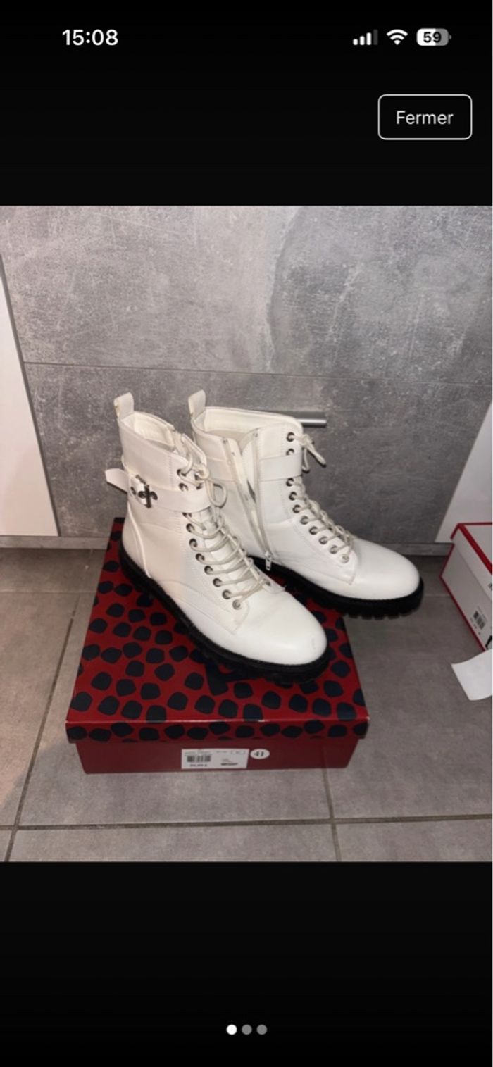 Botte blanche