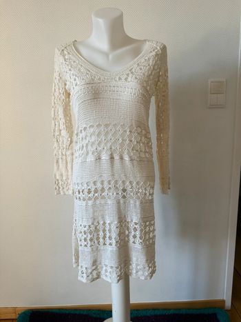 Robe de plage beige neuve en crochet taille M springfield