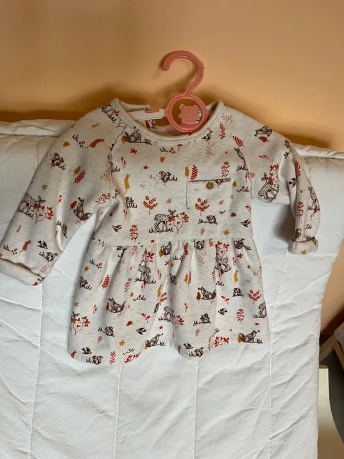 Robe taille 6 mois