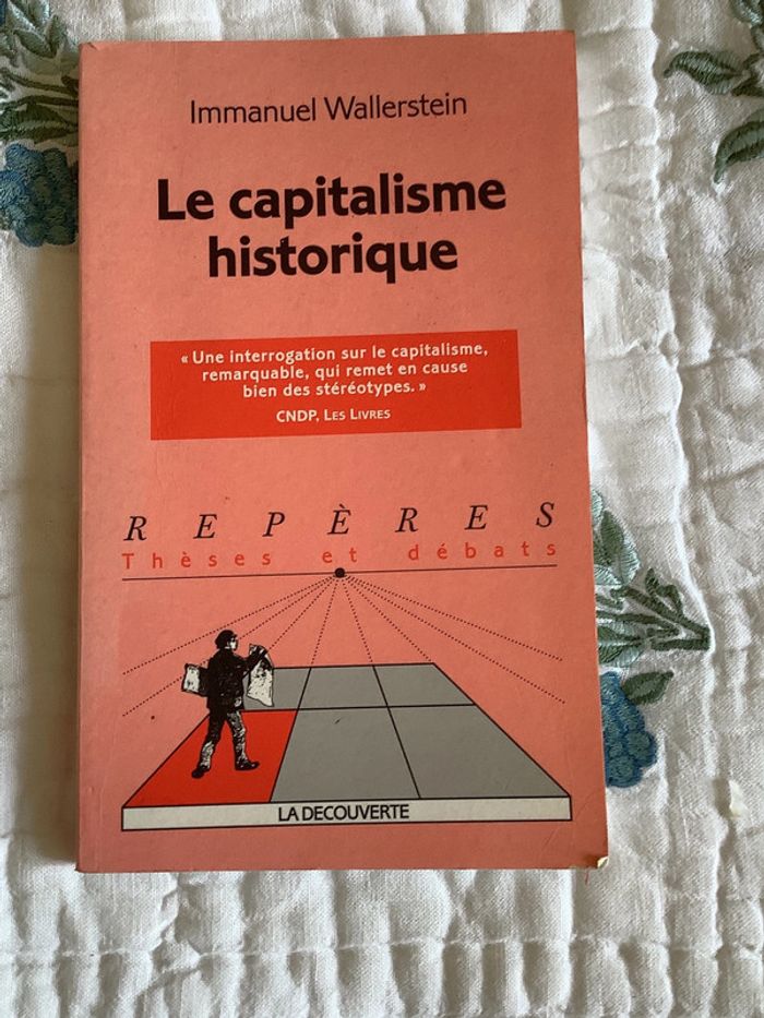 Le Capitalisme historique, par Immanuel Wallerstein