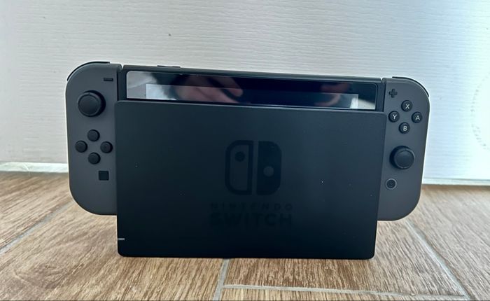 Nintendo Switch - photo numéro 4