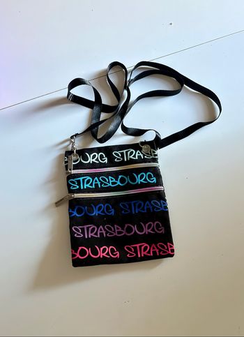 Sac à main bandoulière multicolore « Strasbourg » de Robin Ruth