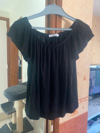 TEE shirt femme taille 38 marque promod très bon etat