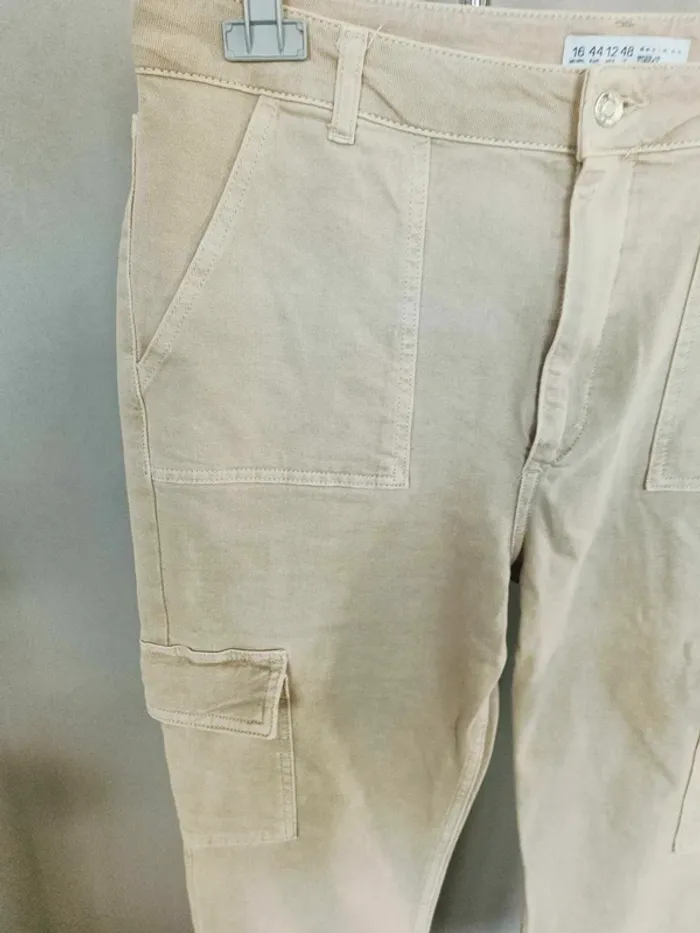cargo beige - photo numéro 2